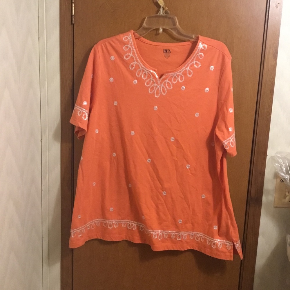 Embroidered Orange Women's Short-Sleeve Top 1X